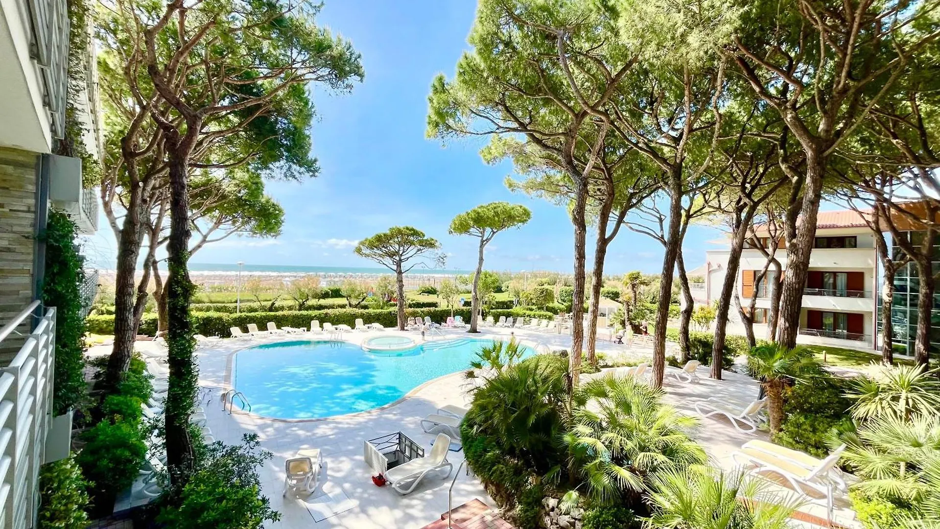Park Hotel Pineta & Dependance Suite Eraclea Mare 3*,  Ιταλία