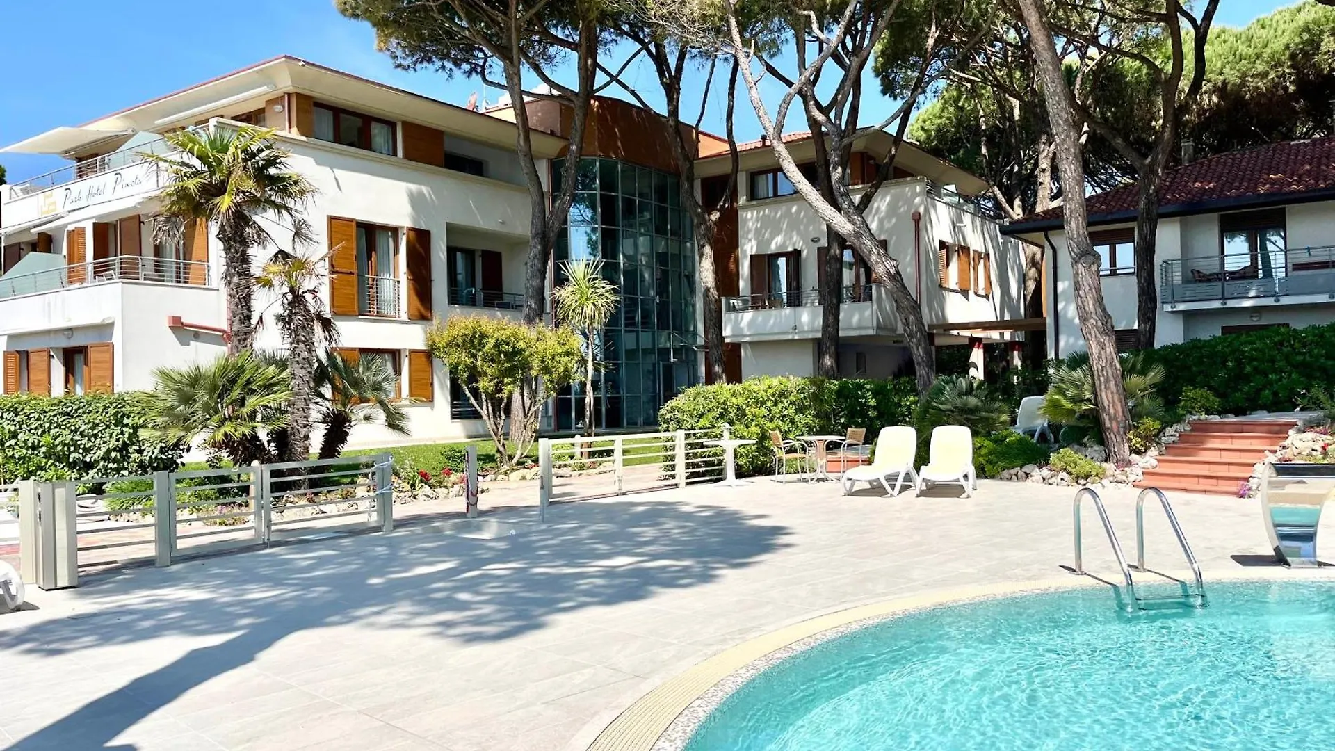 Park Hotel Pineta&Dependance Suite Eraclea Mare 3*,