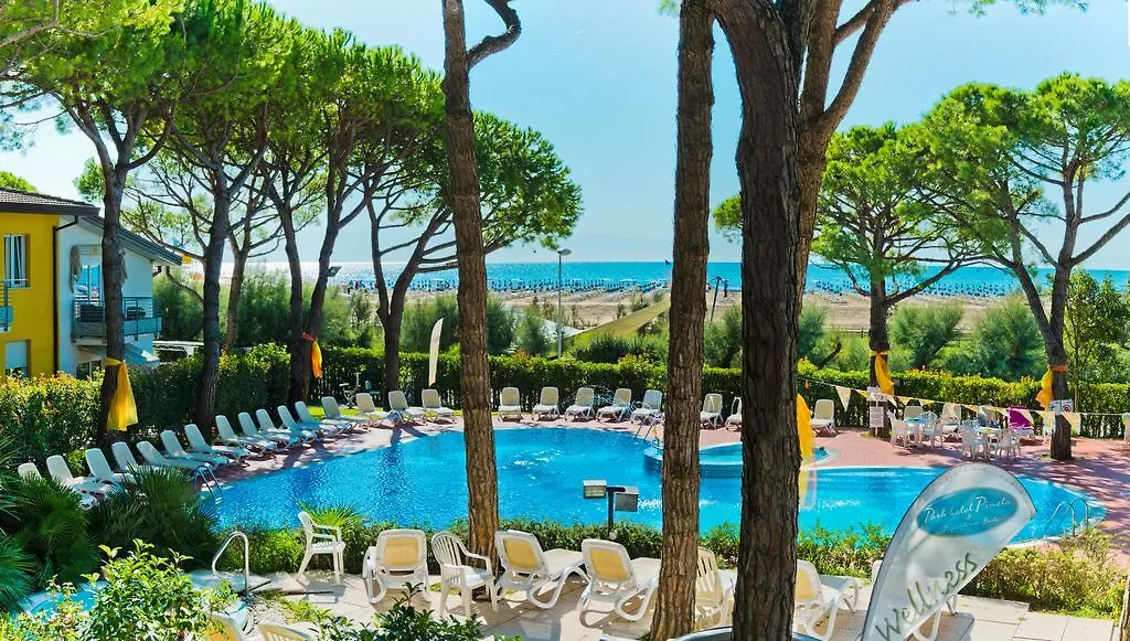Park Hotel Pineta & Dependance Suite Eraclea Mare 3*,  Italien